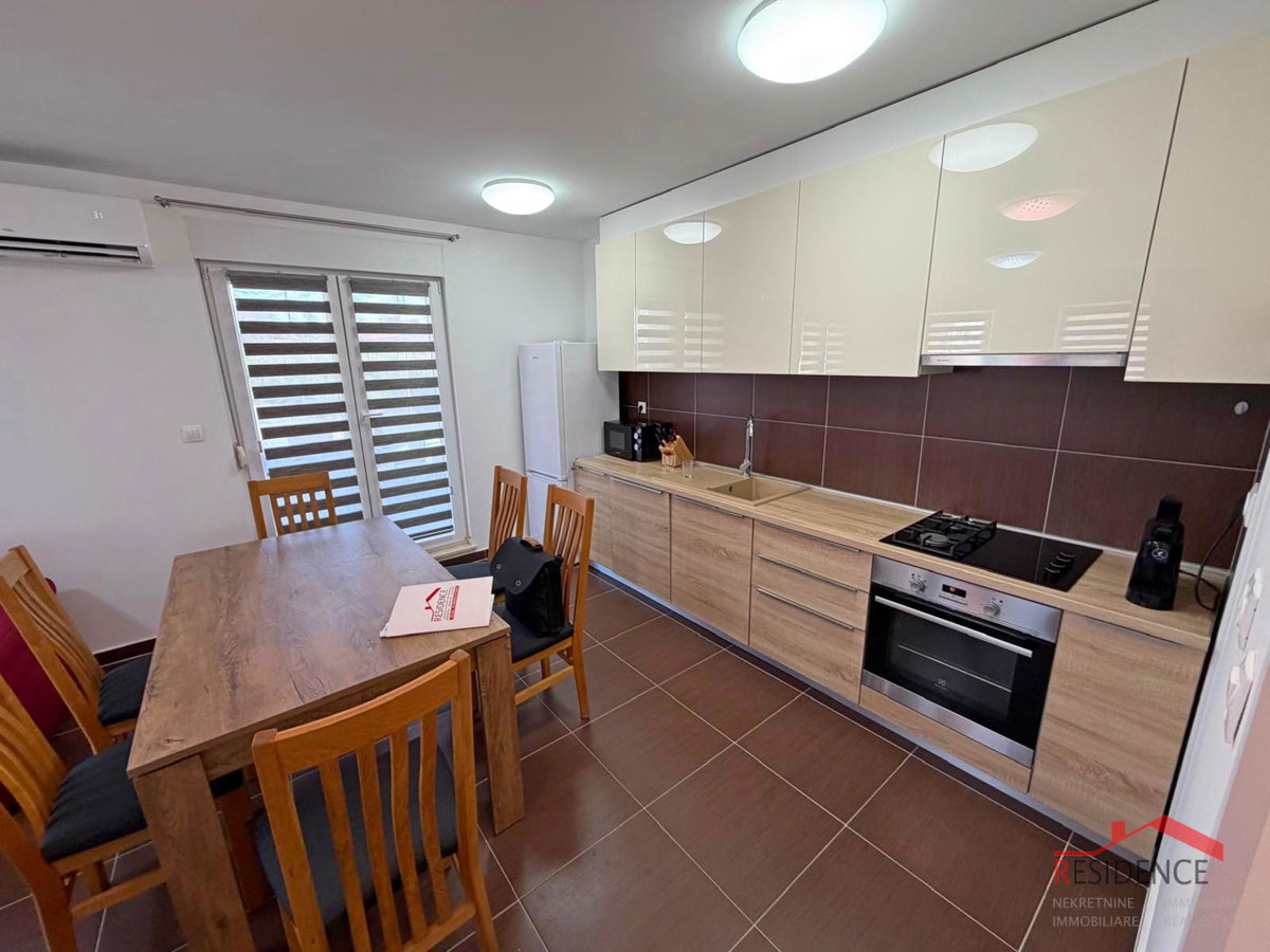 Pula, Nova Veruda, 2 sobno stanovanje, parking