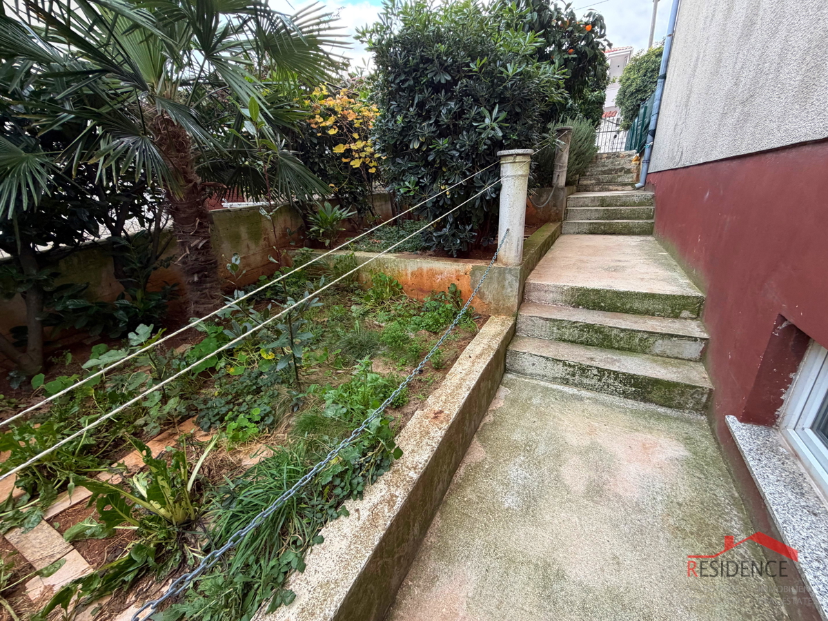 Pola, Veli Vrh, casa