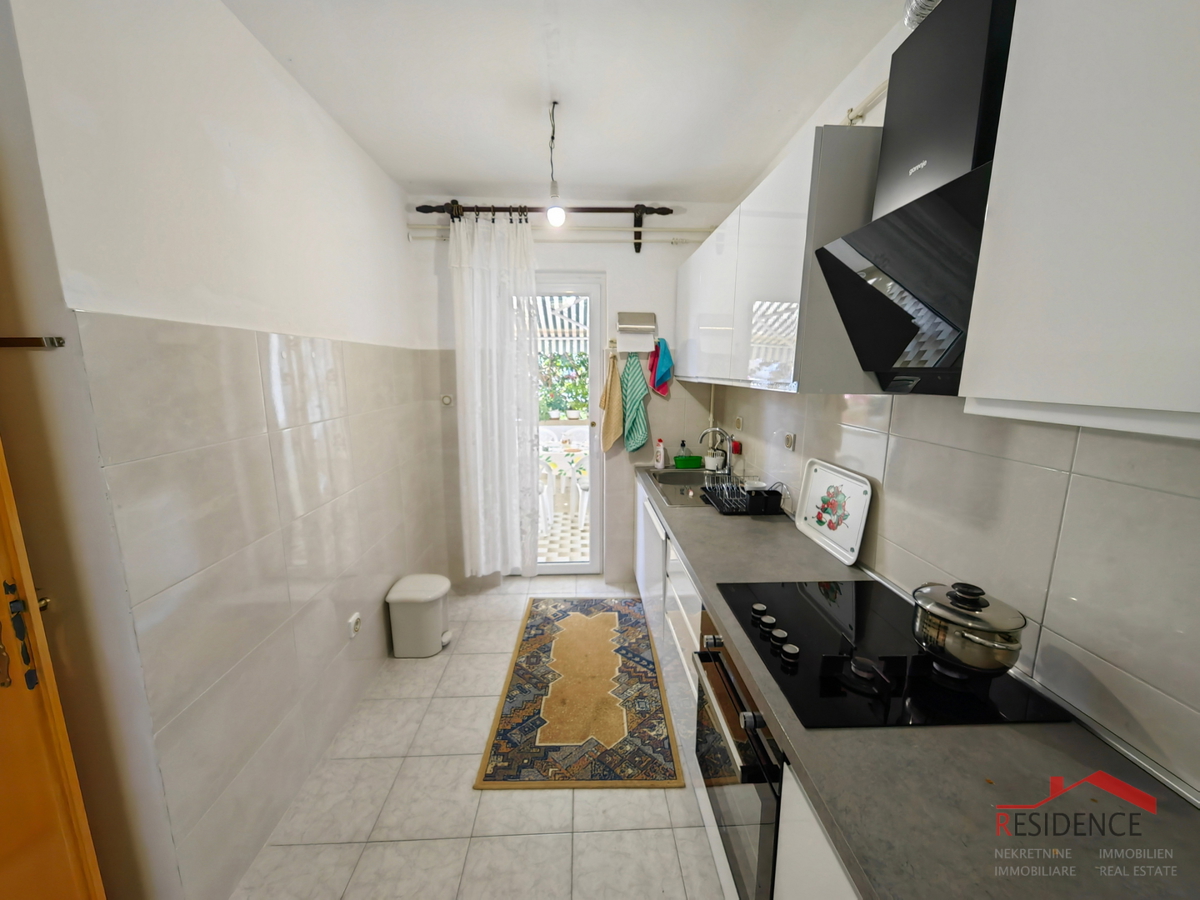 EKSKLUZIVNA PRODAJA HIŠE V BANJOLAH, POGLED NA MORJE