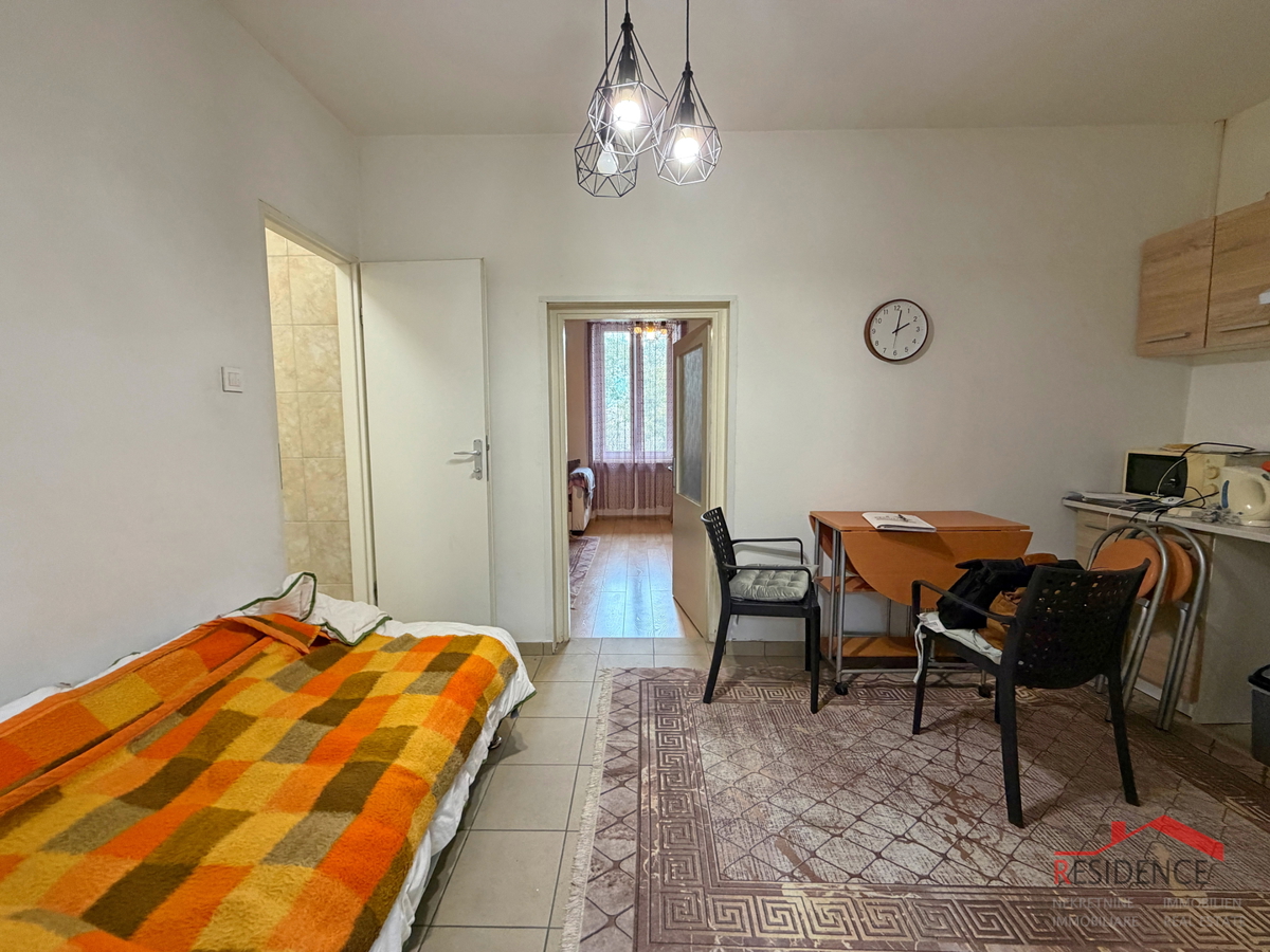 Pula, Stoja, 1. nadstropje