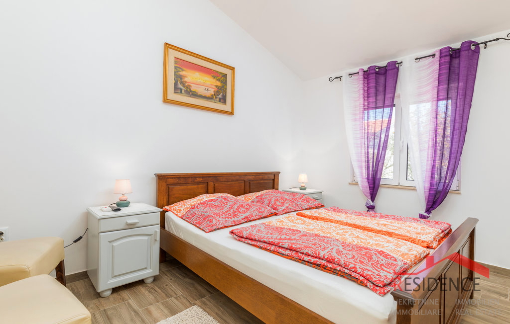 Fažana, hiša z bazenom in pogledom na morje