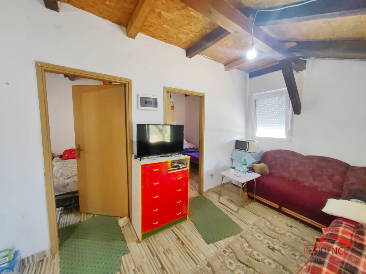 Kavran, samostojna hišica