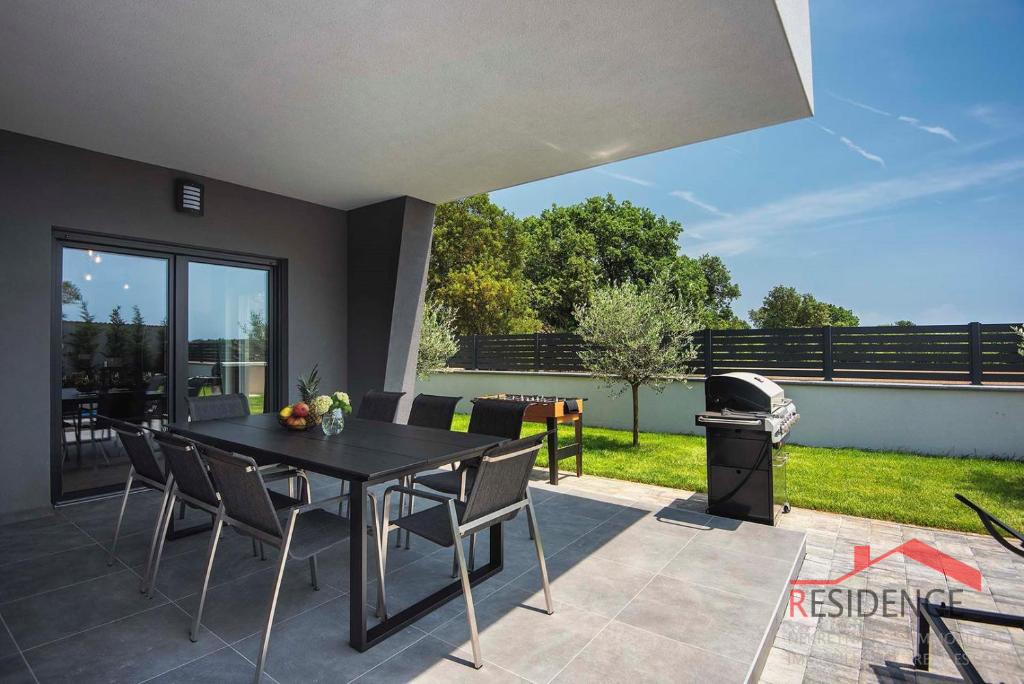 Jadreški, čudovita nova vila z bazenom