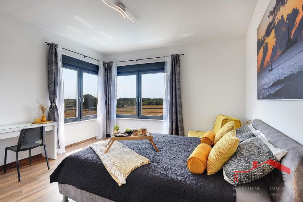 Jadreški, čudovita nova vila z bazenom