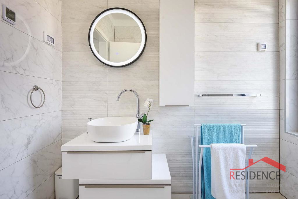 Jadreški, čudovita nova vila z bazenom