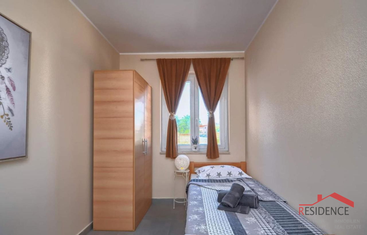 MARČANA, HIŠA Z BAZENOM, NOVOGRADNJA