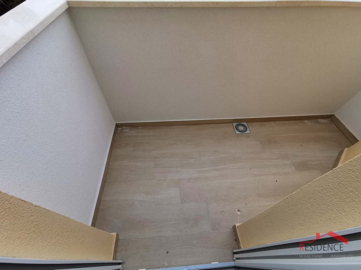 Medulin, stanovanje v Novogradnjah v drugem nadstropju, s pogledom na morje