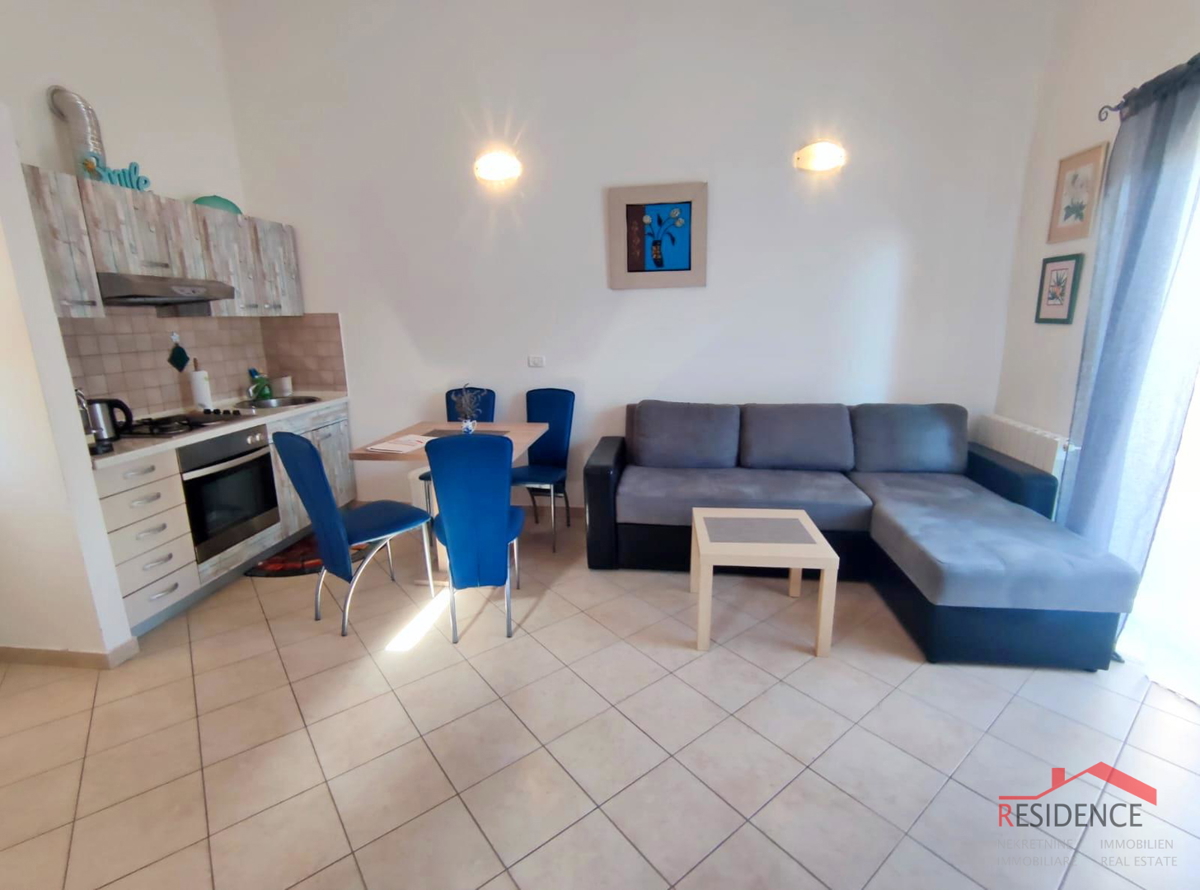 Apartma v Volmeju z bazenom, blizu morja