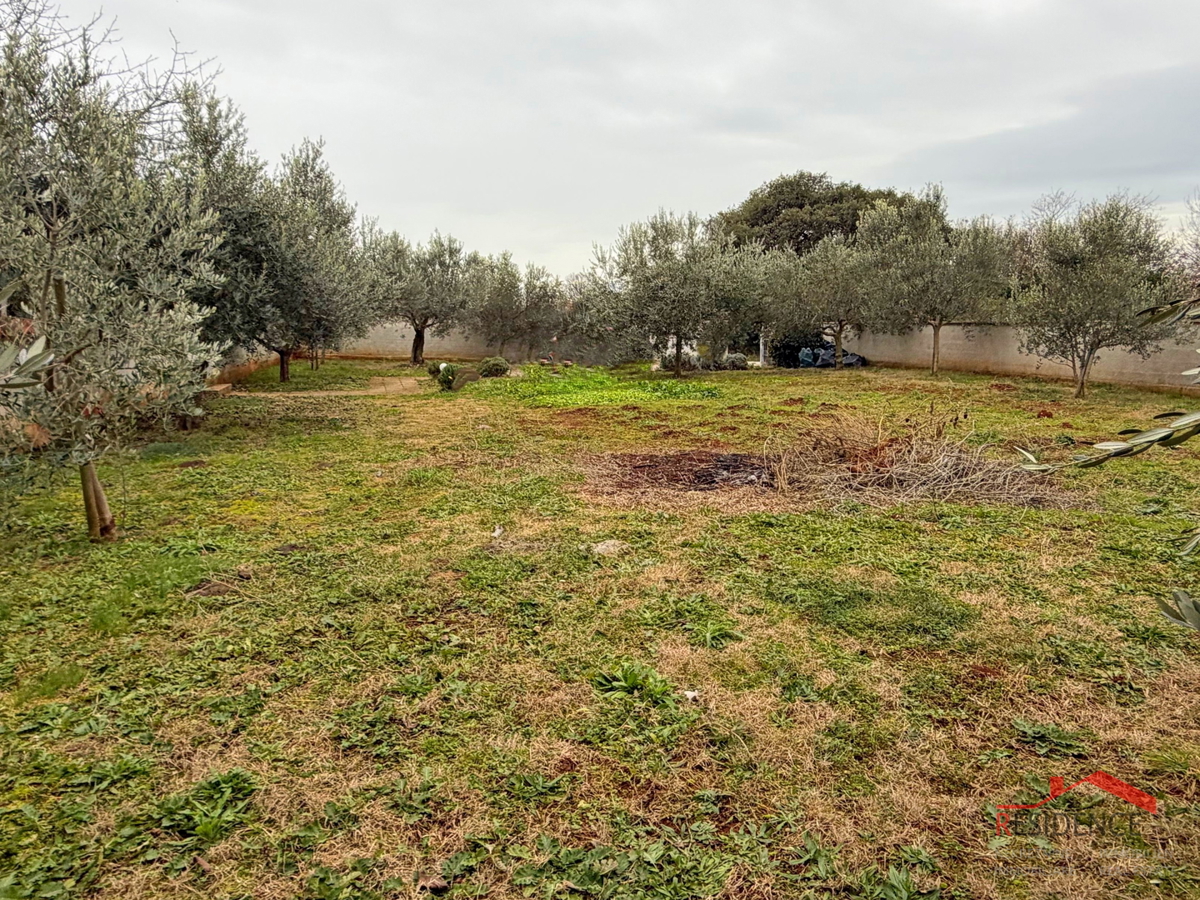 Pula, Monte Šerpo-Komunal, zazidljivo zemljišče