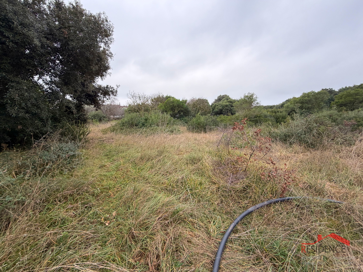 Pula, Štinjan, gradbeno zemljišče