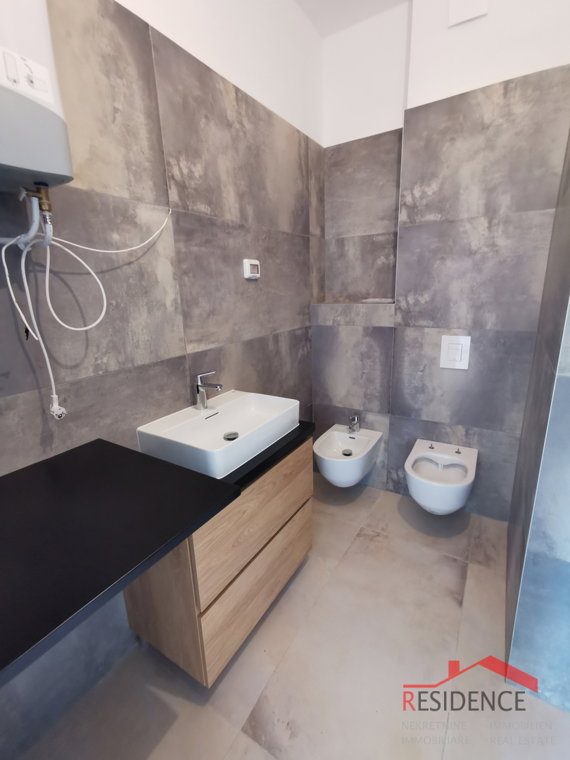 Banjole - Volme, novo stanovanje v drugem nadstropju s pogledom na morje, garaža