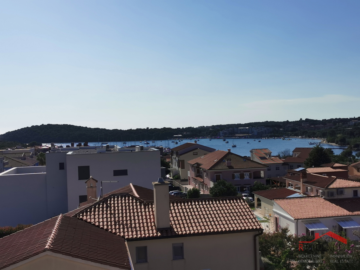 Banjole - Volme, novo stanovanje v drugem nadstropju s pogledom na morje, garaža