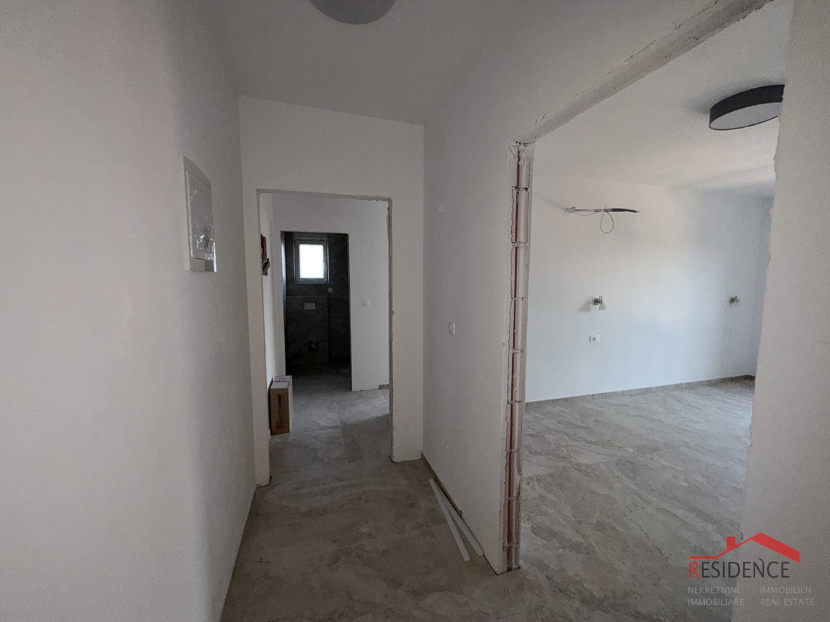 Pula, Loborika-okolica, dvojna hiša z bazenom