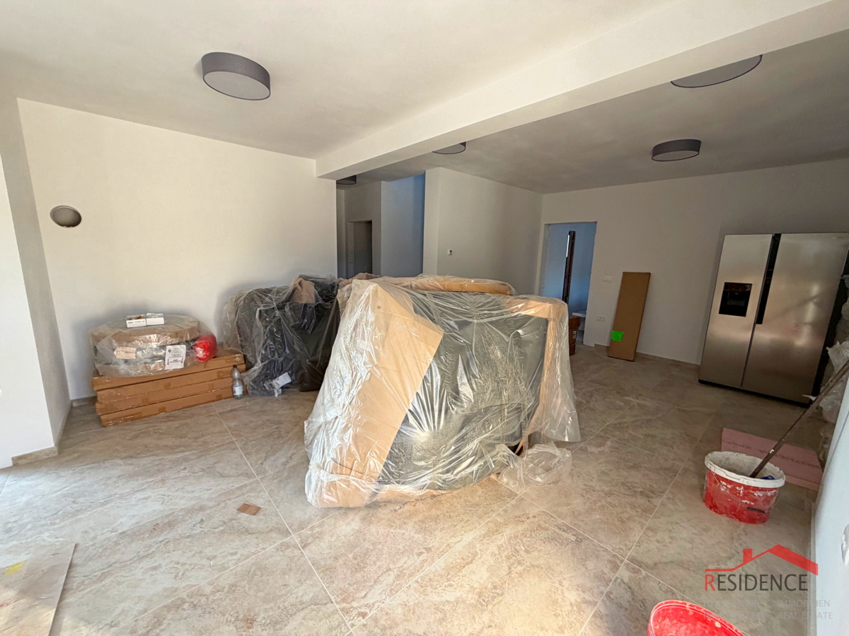 Pula, Loborika-okolica, dvojna hiša z bazenom