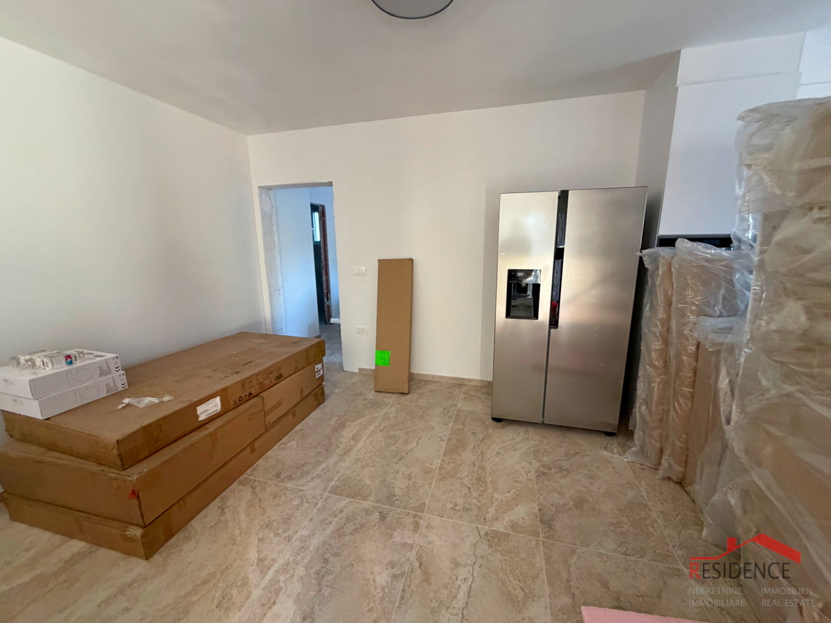 Pula, Loborika-okolica, dvojna hiša z bazenom