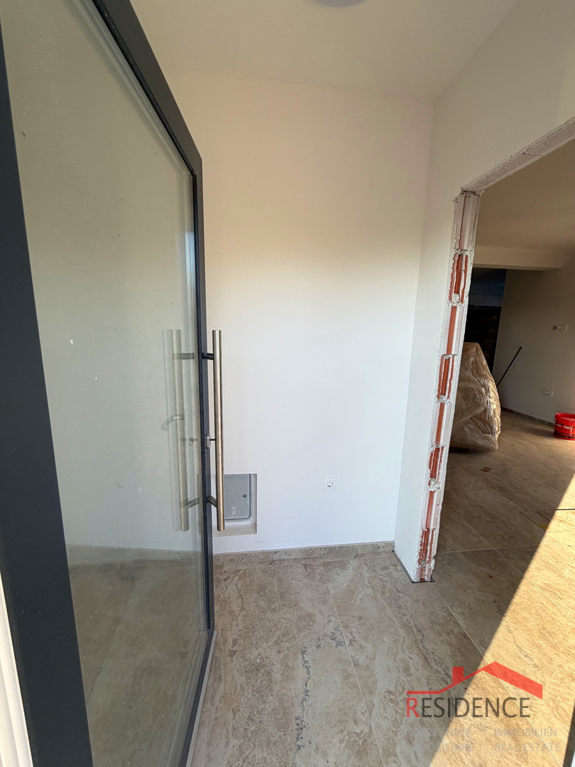 Pula, Loborika-okolica, dvojna hiša z bazenom