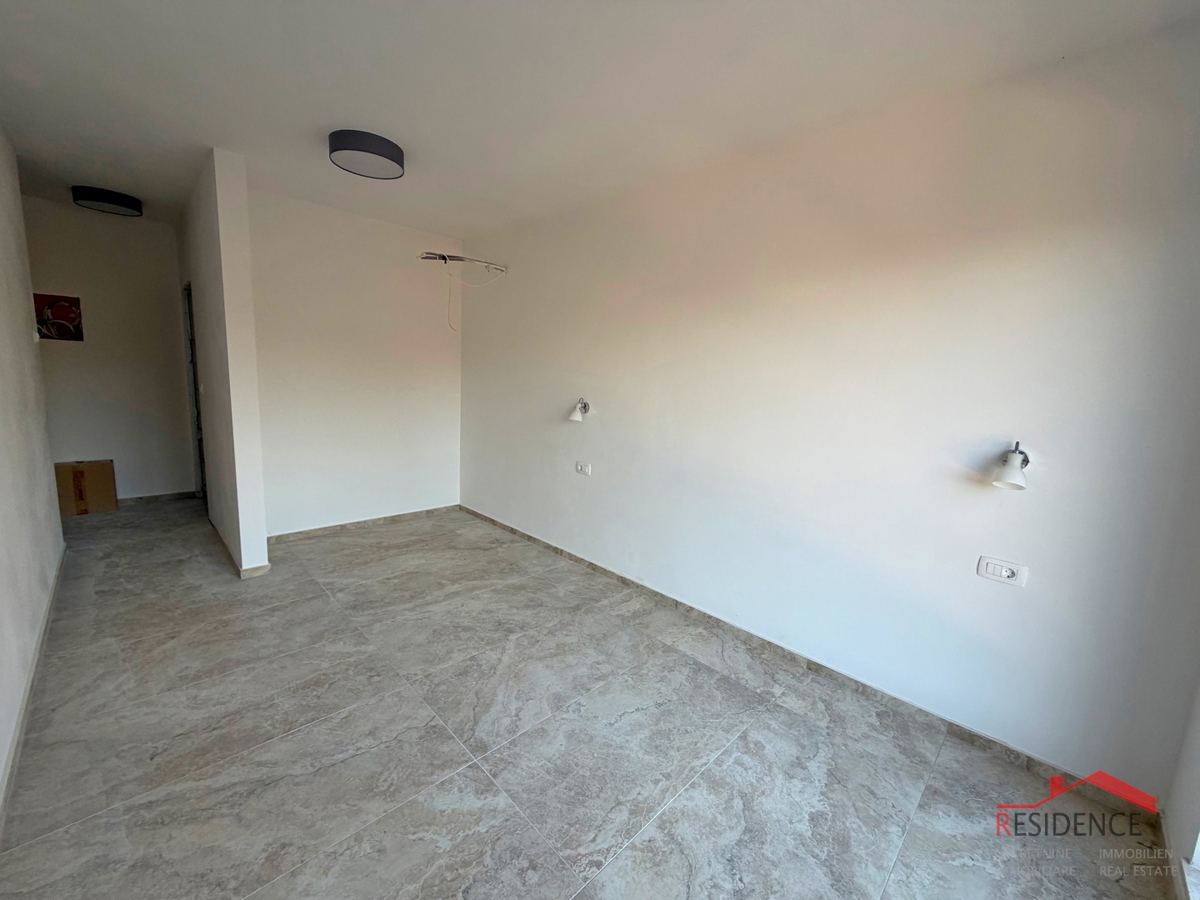 Pula, Loborika-okolica, dvojna hiša z bazenom