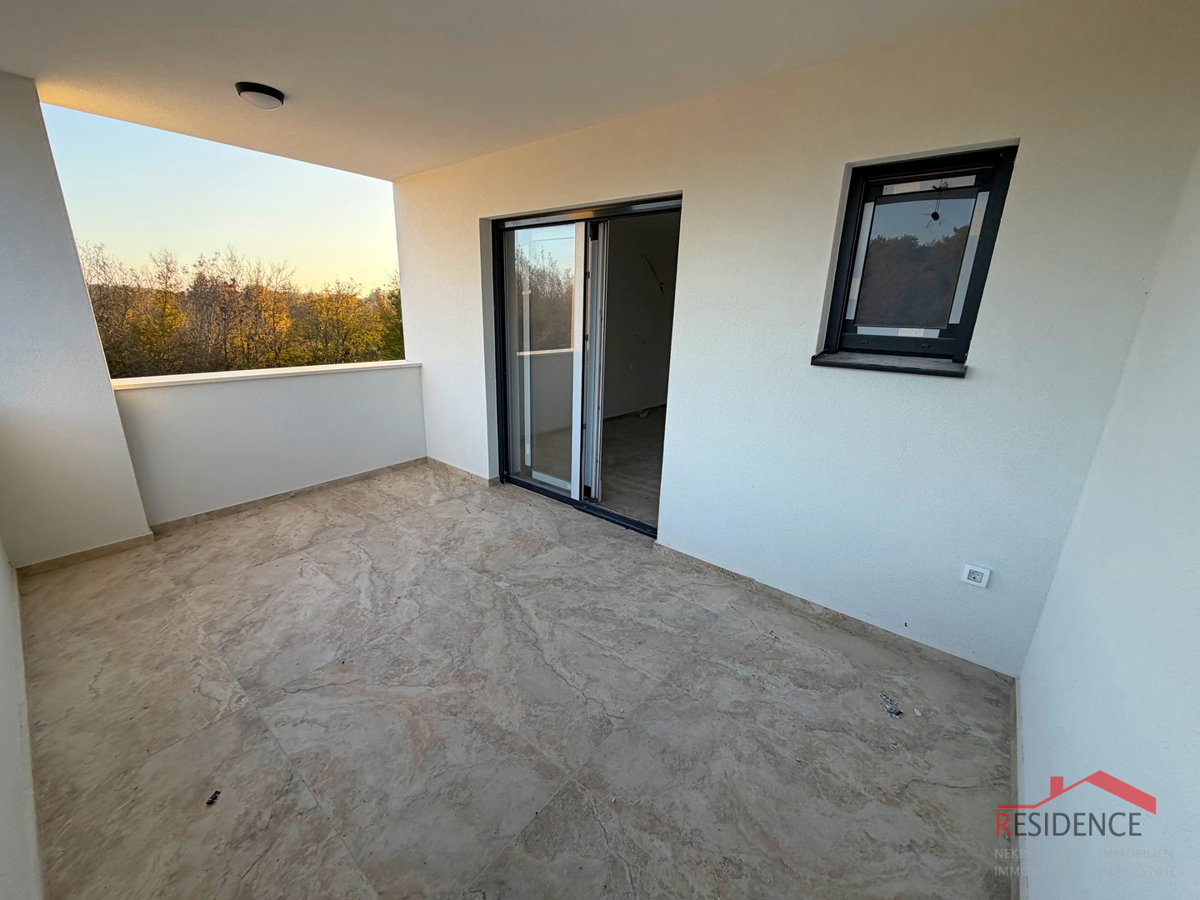 Pula, Loborika-okolica, dvojna hiša z bazenom