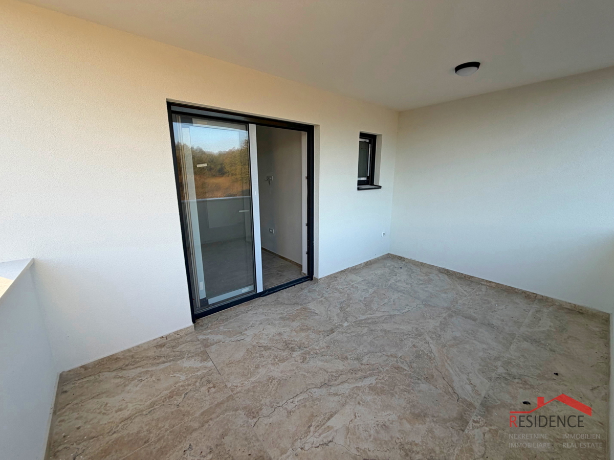 Pula, Loborika-okolica, dvojna hiša z bazenom