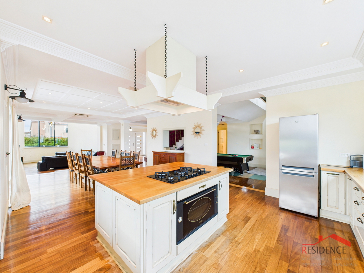 Banjole, luksuzna vila z bazenom, blizu morja in marine