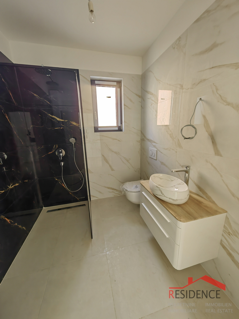 Pješčana uvala – novo stanovanje v 1. nadstropju s pogledom na morje, 101 m²