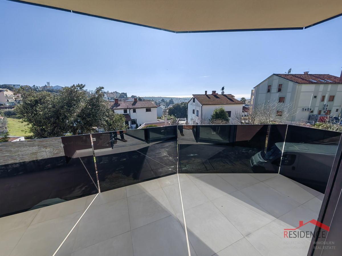 Pješčana uvala – novo stanovanje v 1. nadstropju s pogledom na morje, 101 m²