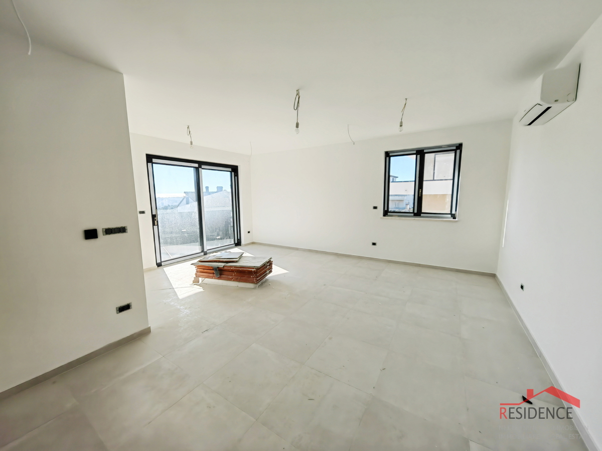 Pješčana uvala – novo stanovanje v 1. nadstropju s pogledom na morje, 101 m²