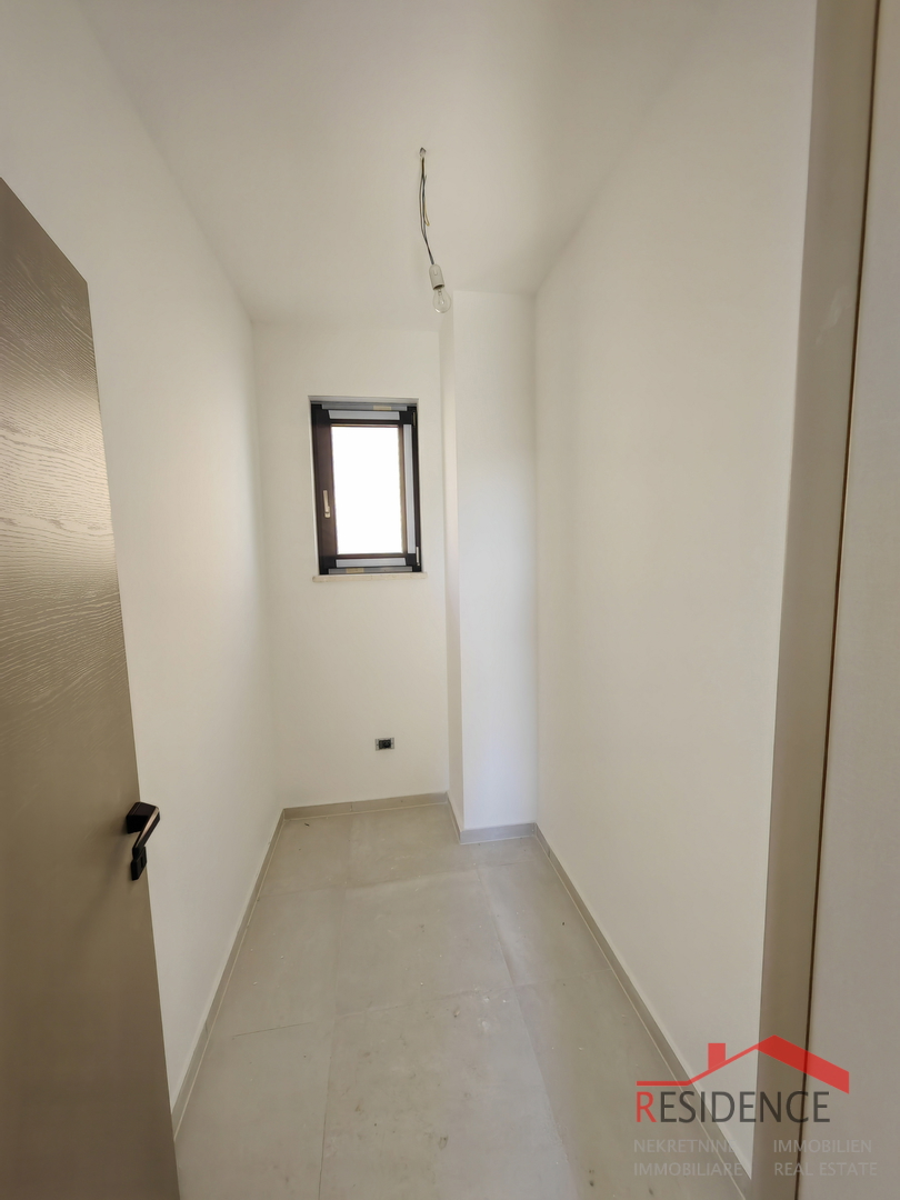 Pješčana uvala – novo stanovanje v 1. nadstropju s pogledom na morje, 101 m²