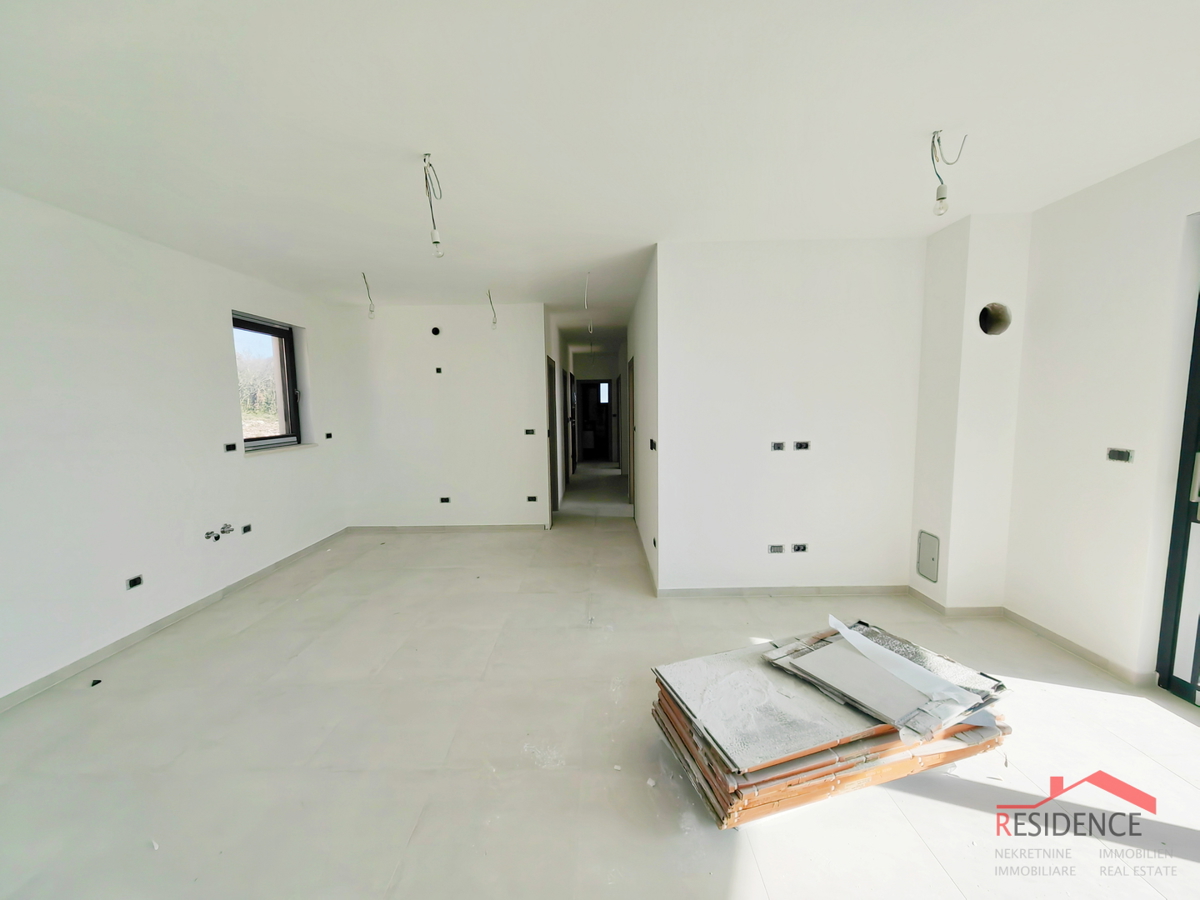 Pješčana uvala – novo stanovanje v 1. nadstropju s pogledom na morje, 101 m²