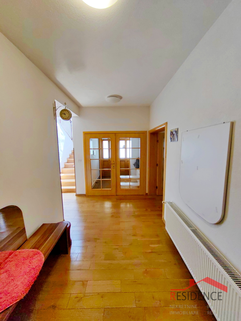 Vila z velikim posestvom, primerna za zdravstveni in wellness turizem - območje Svetvinčenta