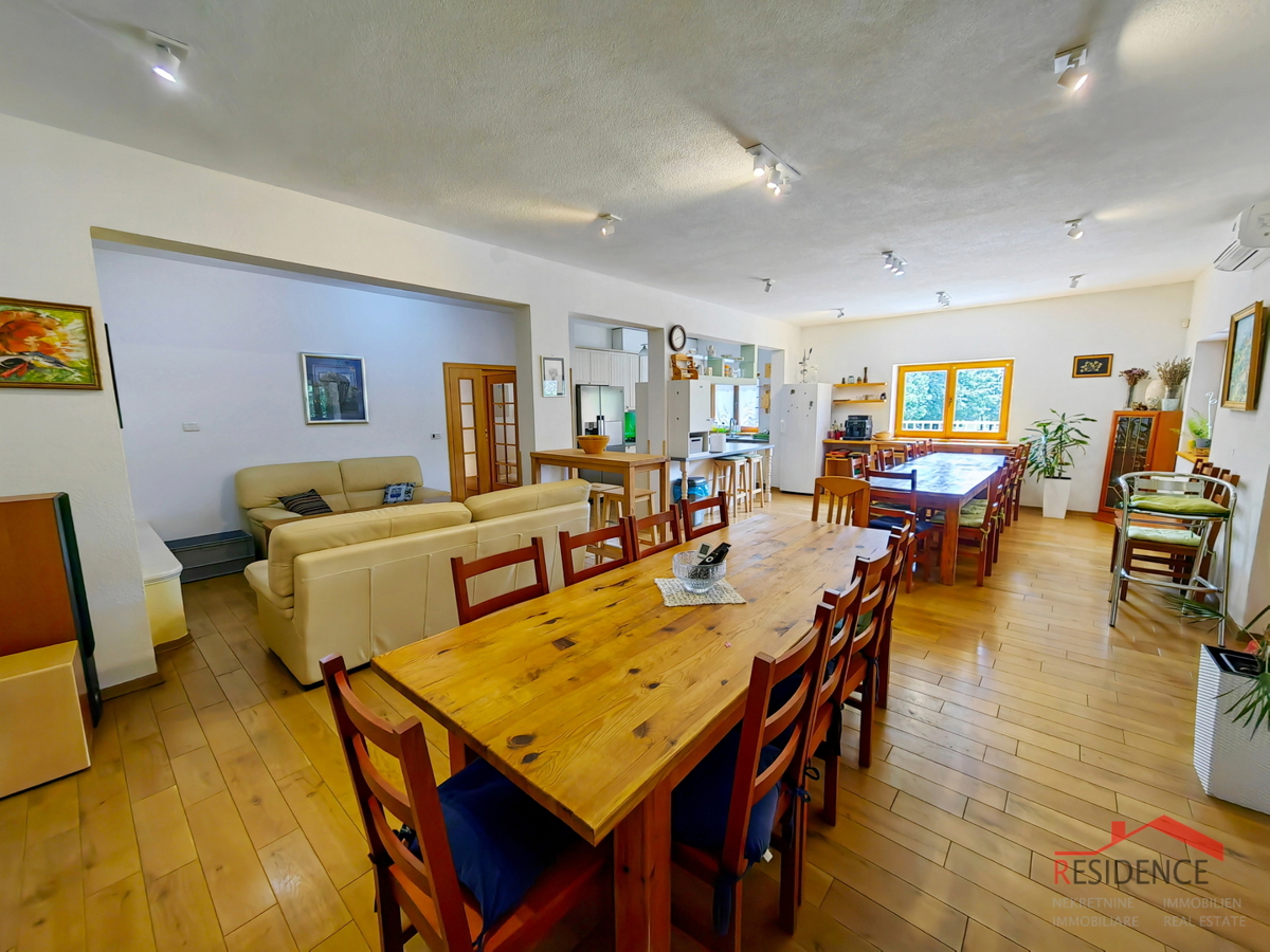 Vila z velikim posestvom, primerna za zdravstveni in wellness turizem - območje Svetvinčenta