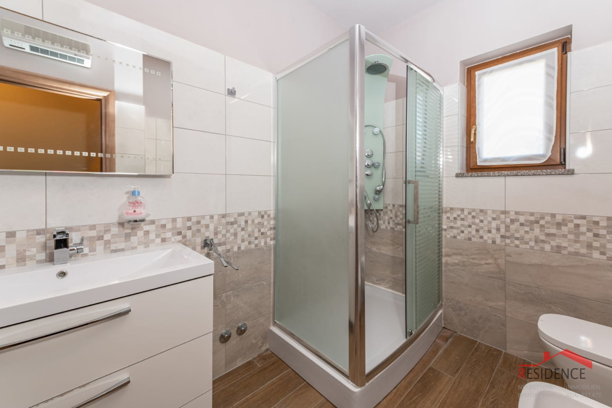 Apartman, Volme, Banjole, blizu morja, 1. nadstropje