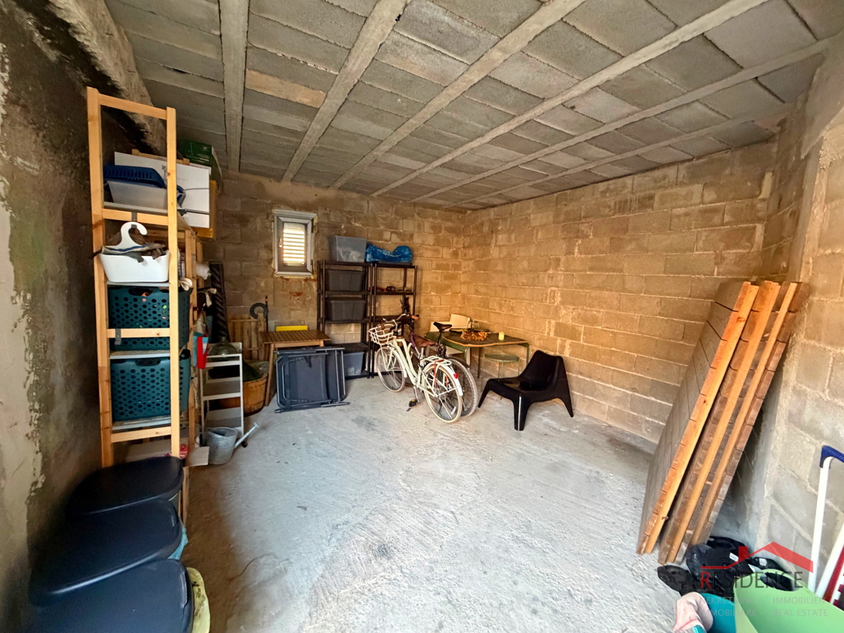 Peroj, kamnita hiša v vrsti, Ekskluzivna prodaja