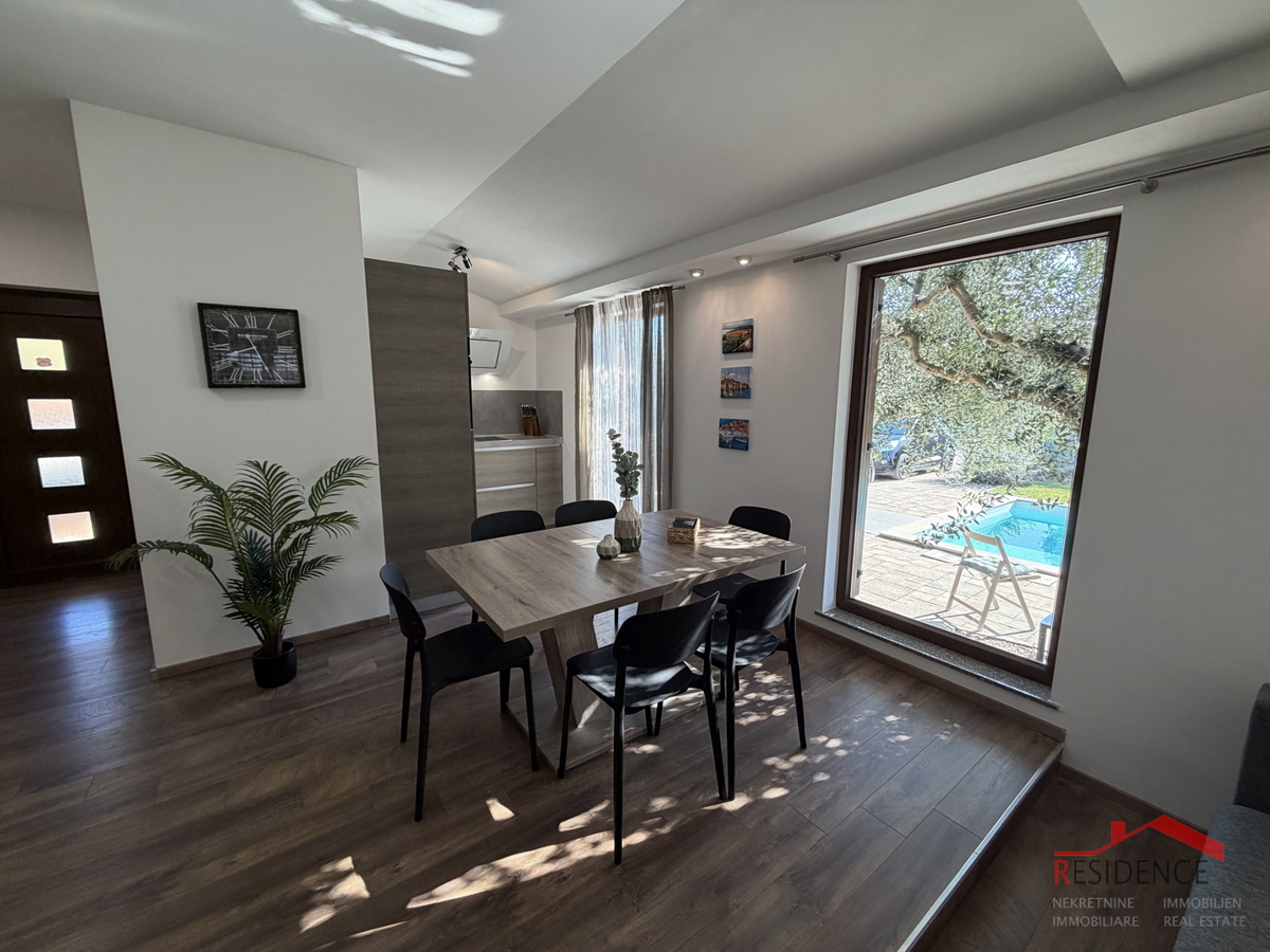 Šikići, enodružinska hiša z bazenom, Ekskluzivna prodaja