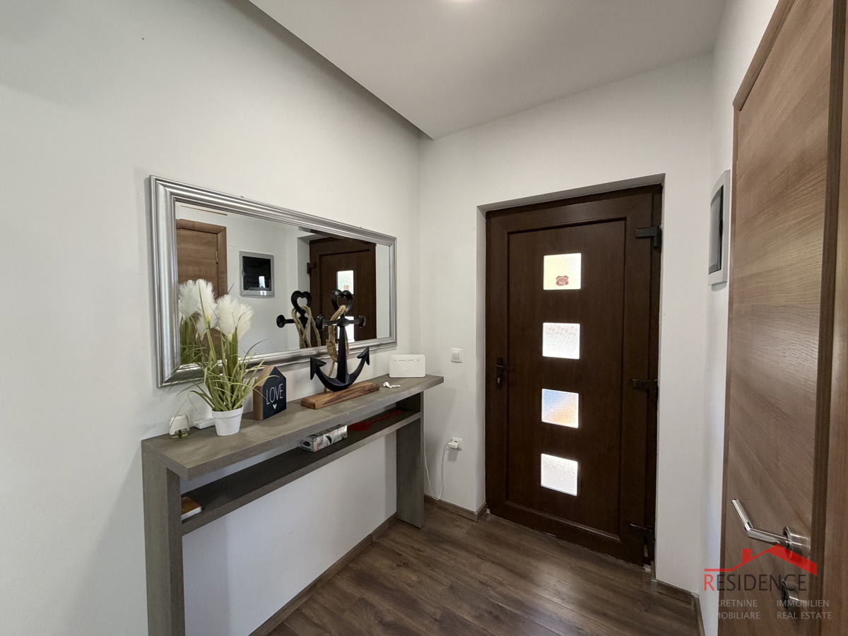 Šikići, enodružinska hiša z bazenom, Ekskluzivna prodaja