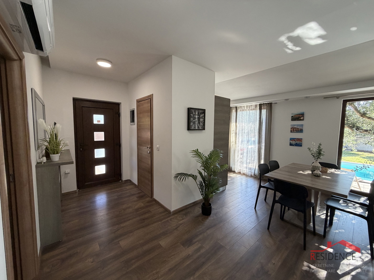 Šikići, enodružinska hiša z bazenom, Ekskluzivna prodaja