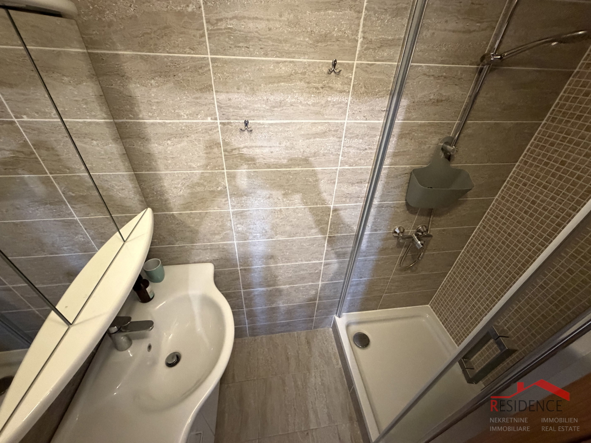 Šikići, enodružinska hiša z bazenom, Ekskluzivna prodaja