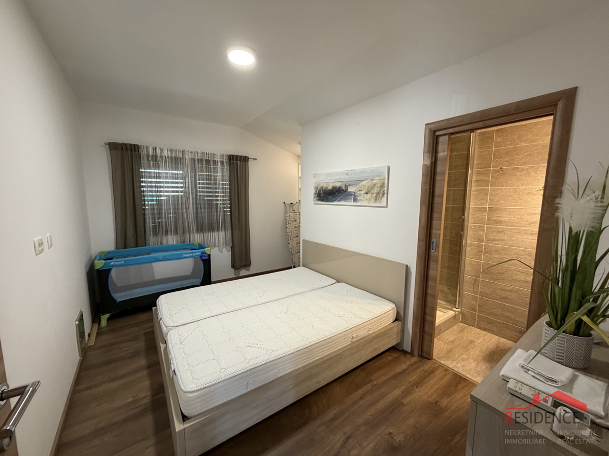 Šikići, enodružinska hiša z bazenom, Ekskluzivna prodaja