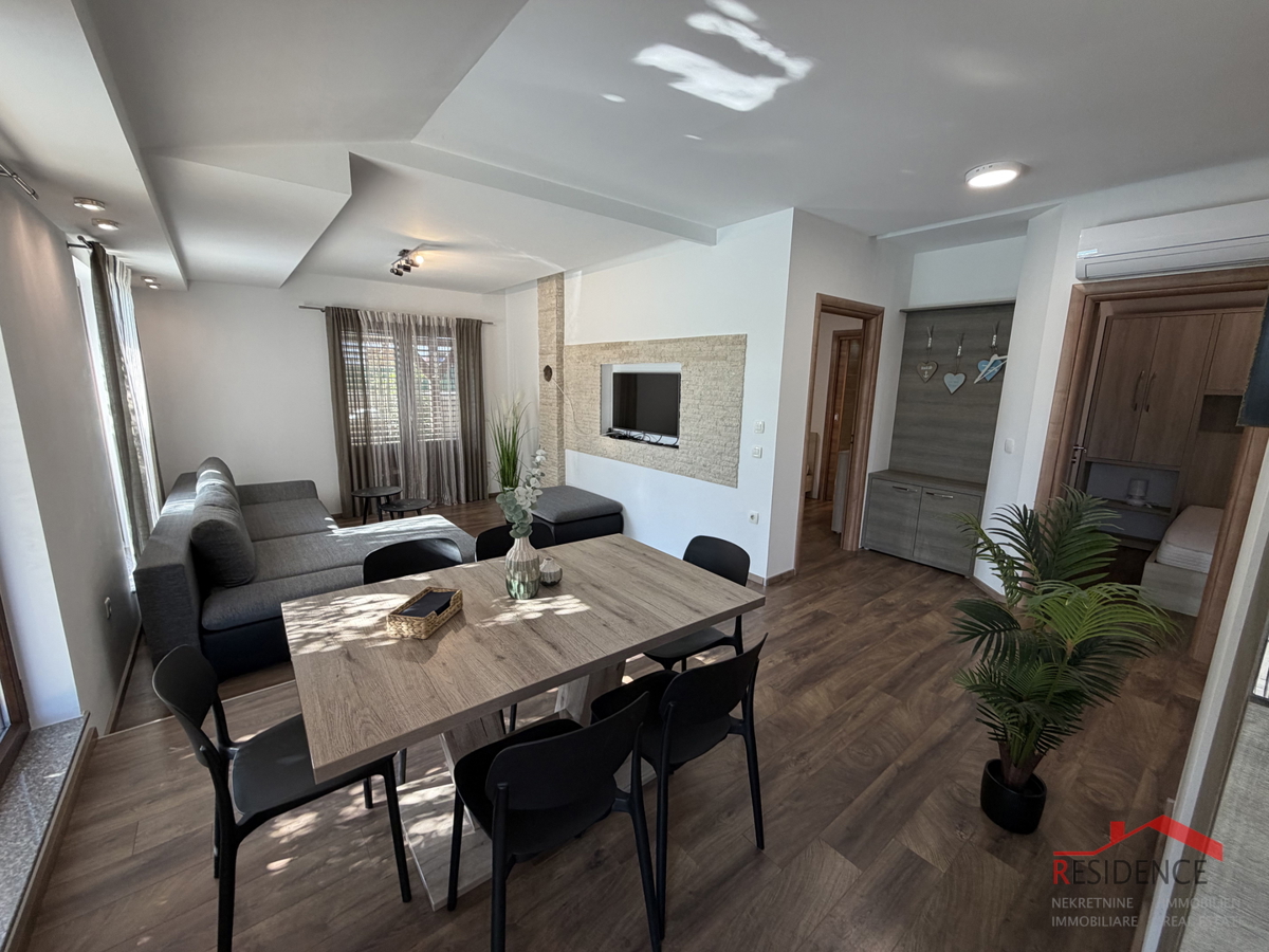 Šikići, enodružinska hiša z bazenom, Ekskluzivna prodaja