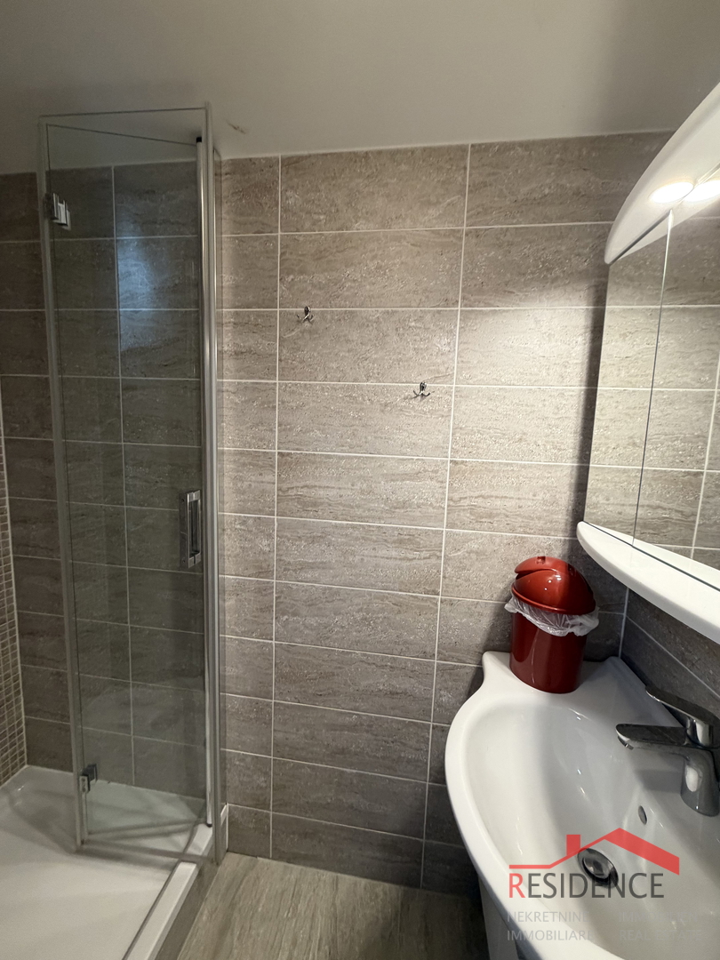 Šikići, enodružinska hiša z bazenom, Ekskluzivna prodaja