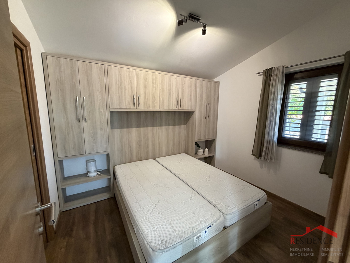 Šikići, enodružinska hiša z bazenom, Ekskluzivna prodaja