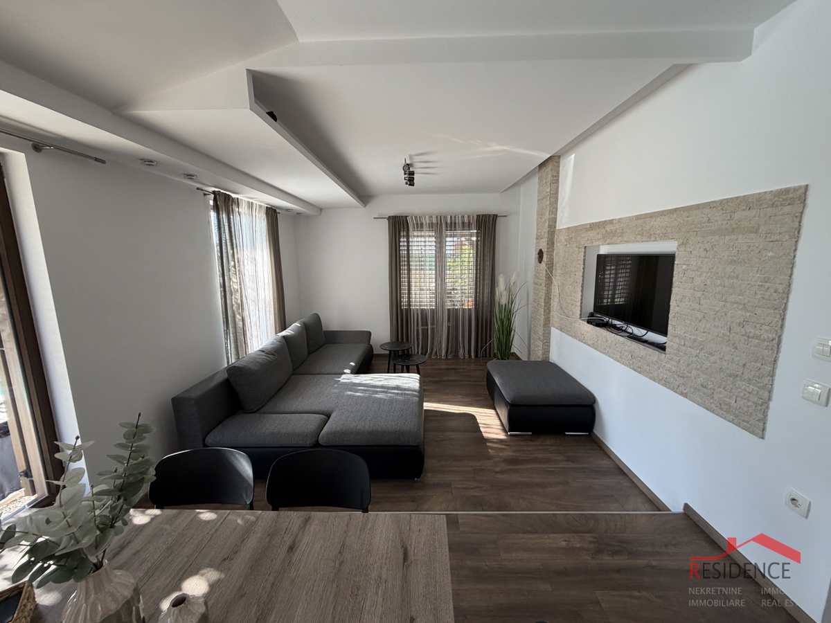 Šikići, enodružinska hiša z bazenom, Ekskluzivna prodaja