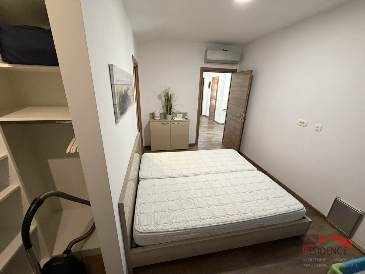 Šikići, enodružinska hiša z bazenom, Ekskluzivna prodaja