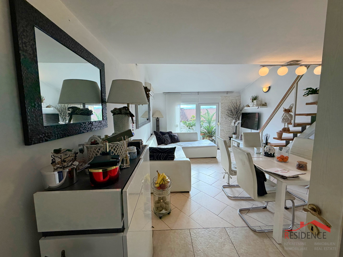 Pula, Gregovica, stanovanje v 2. nadstropju, 2 spalnici