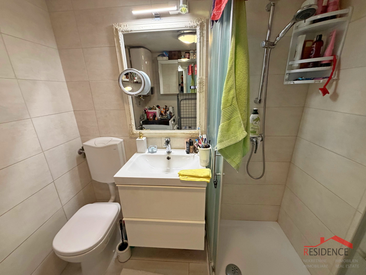 Pula, Gregovica, stanovanje v 2. nadstropju, 2 spalnici