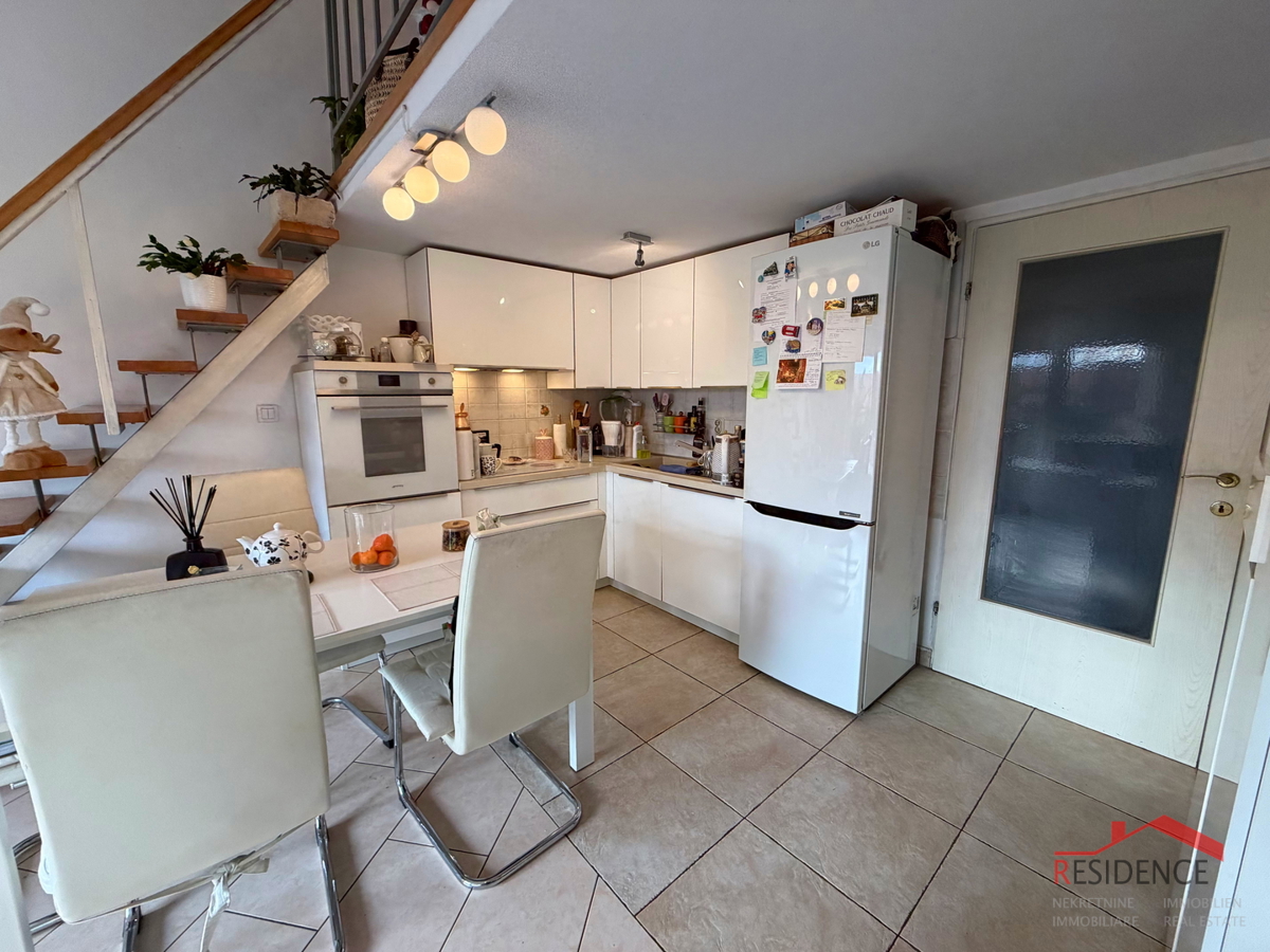 Pula, Gregovica, stanovanje v 2. nadstropju, 2 spalnici