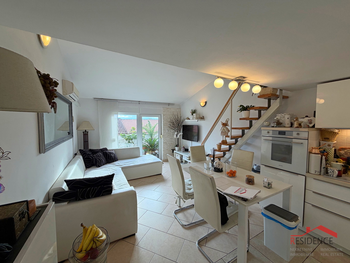 Pula, Gregovica, stanovanje v 2. nadstropju, 2 spalnici