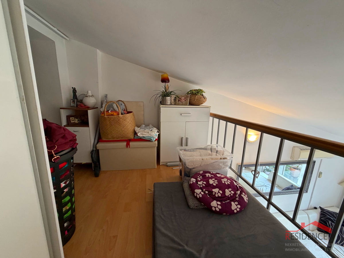 Pula, Gregovica, stanovanje v 2. nadstropju, 2 spalnici