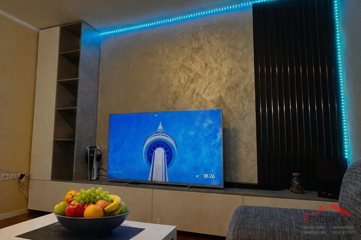 Pula – Šijana, dvoetažno stanovanje z dvema terasama in odprtim pogledom na mesto