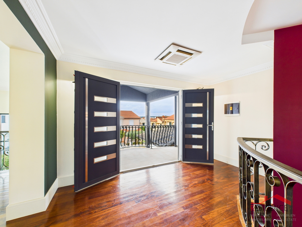 Banjole, luksuzna vila z bazenom, blizu morja in marine